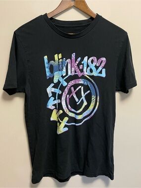 Blink 182 Y2K Band Tee Men Women Medium
